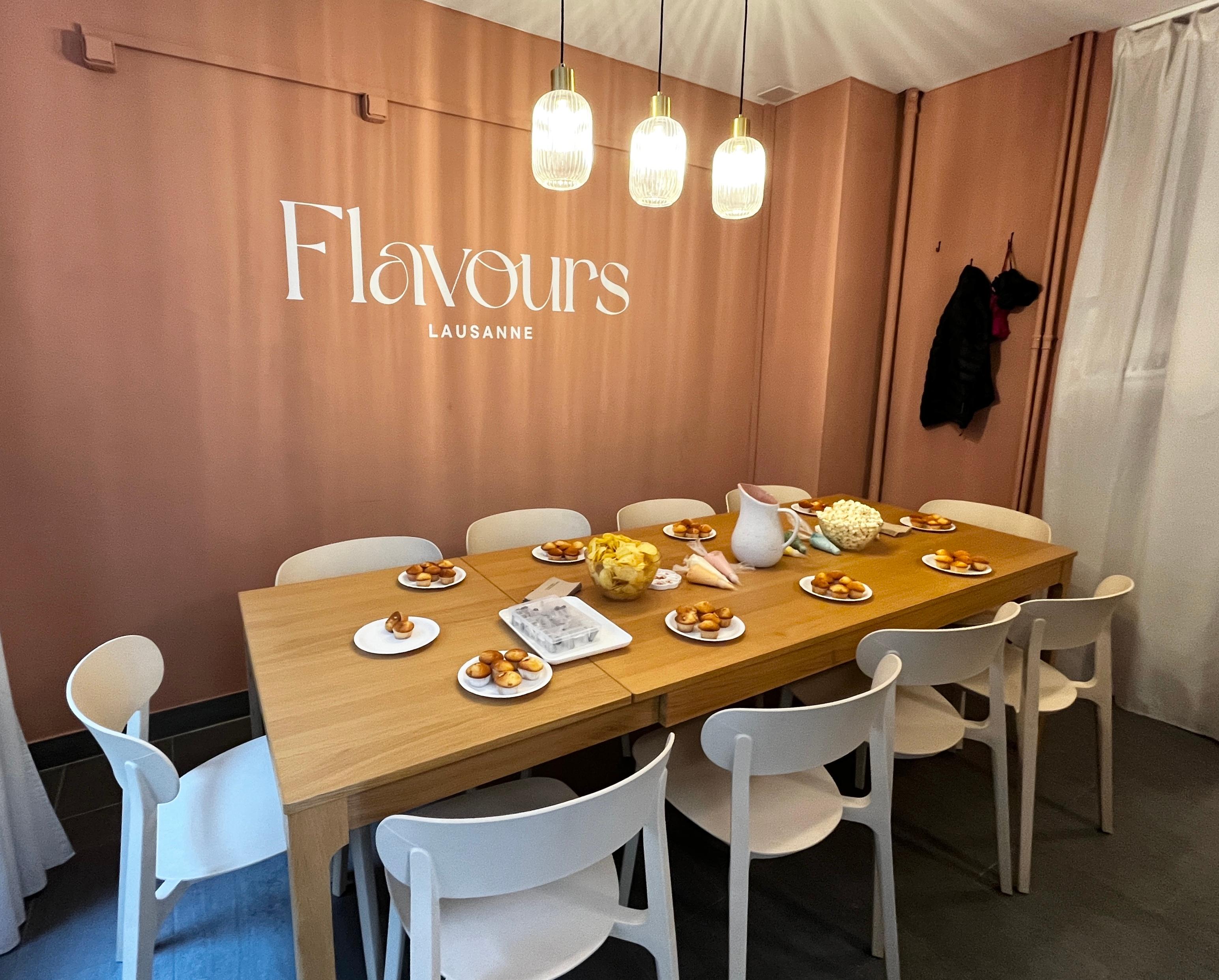 Espace avec une table pour 10 personnes - photo 2 sur 4