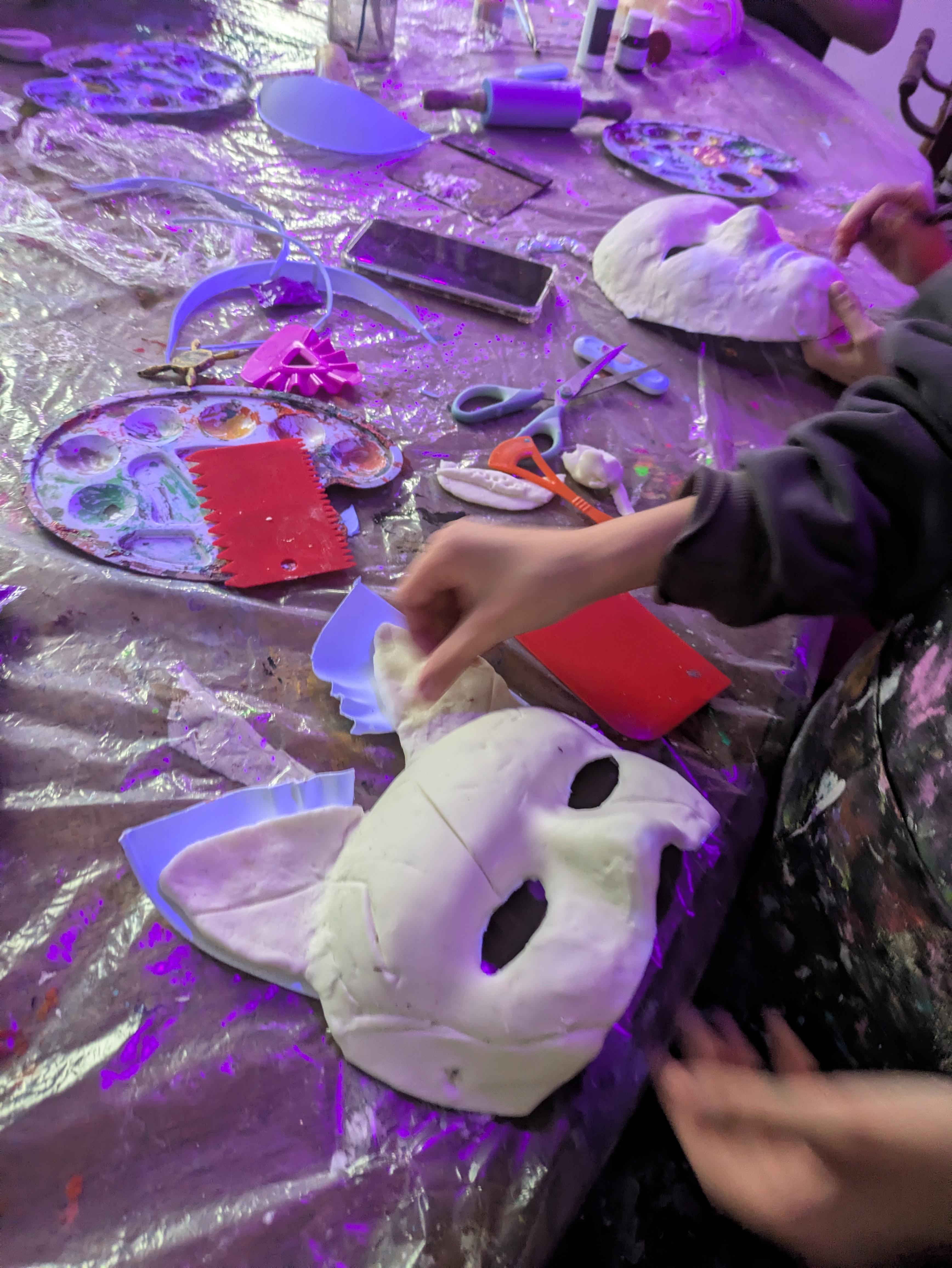 Crée ta sculpture d’Halloween en plâtre - photo 1 sur 5
